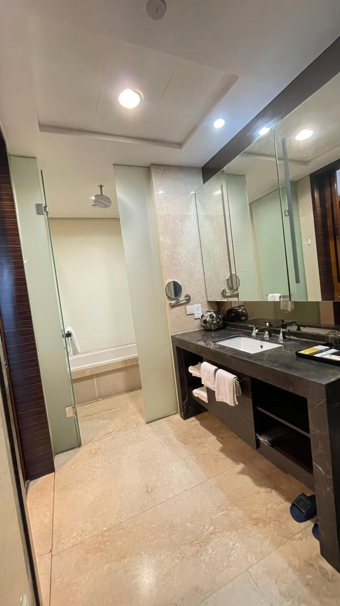 Guangzhou Xing Yi International Apartment - Poly World Branch Exteriör bild