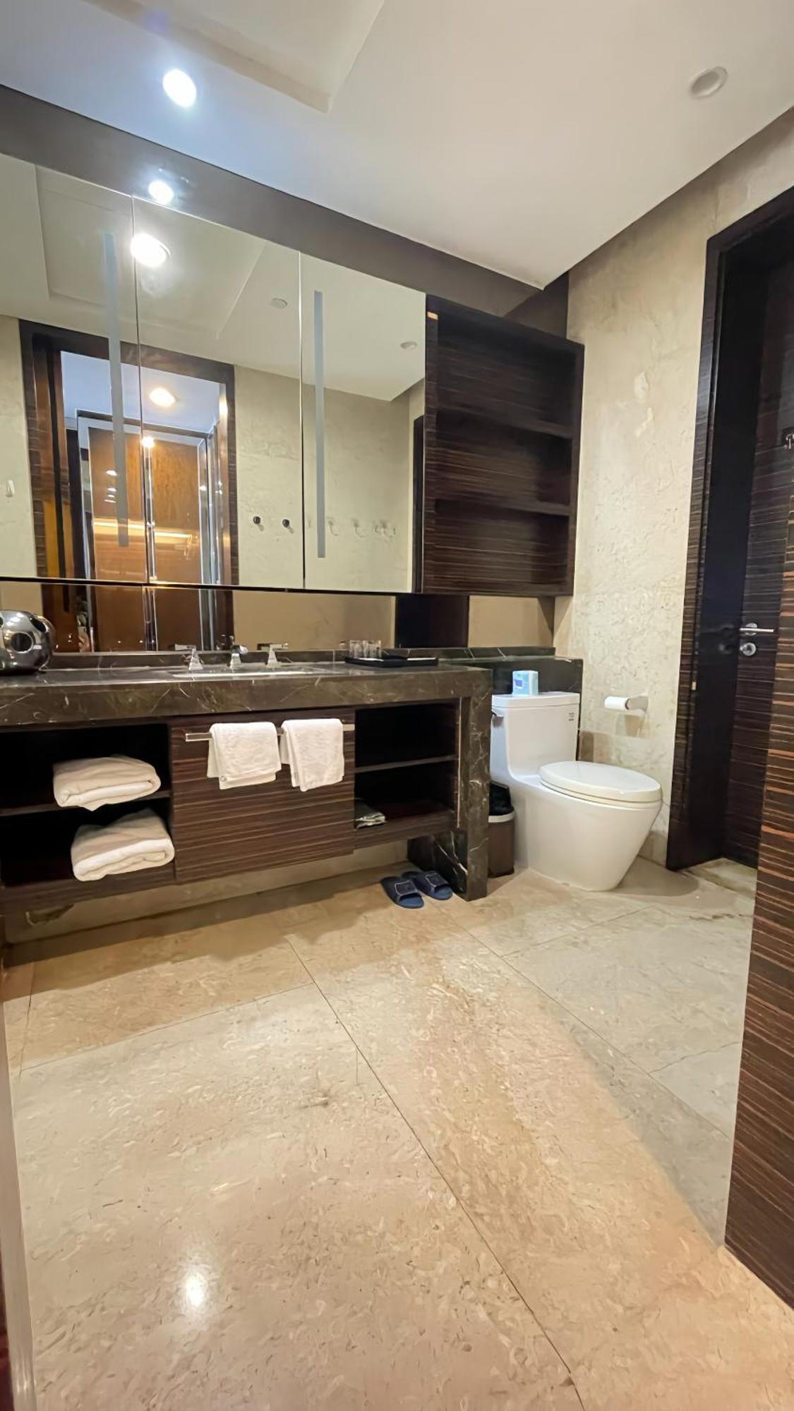 Guangzhou Xing Yi International Apartment - Poly World Branch Exteriör bild